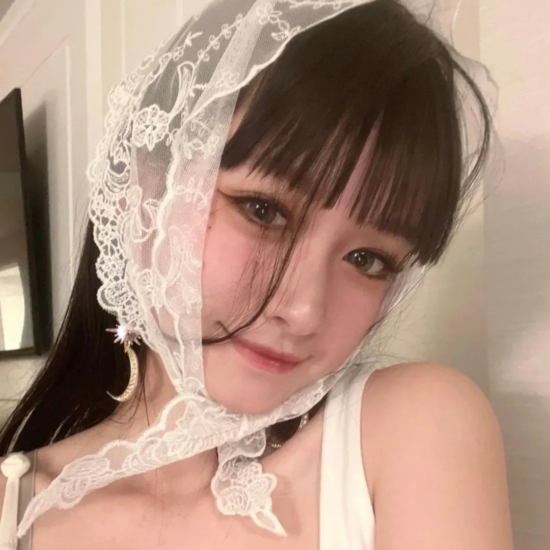 芙蓉春色